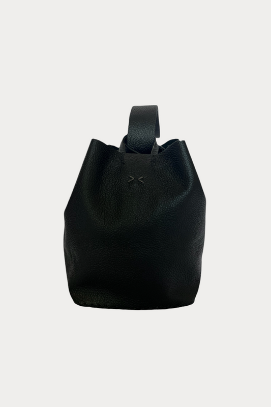 Volta Wristlet Bucket Bag - Black